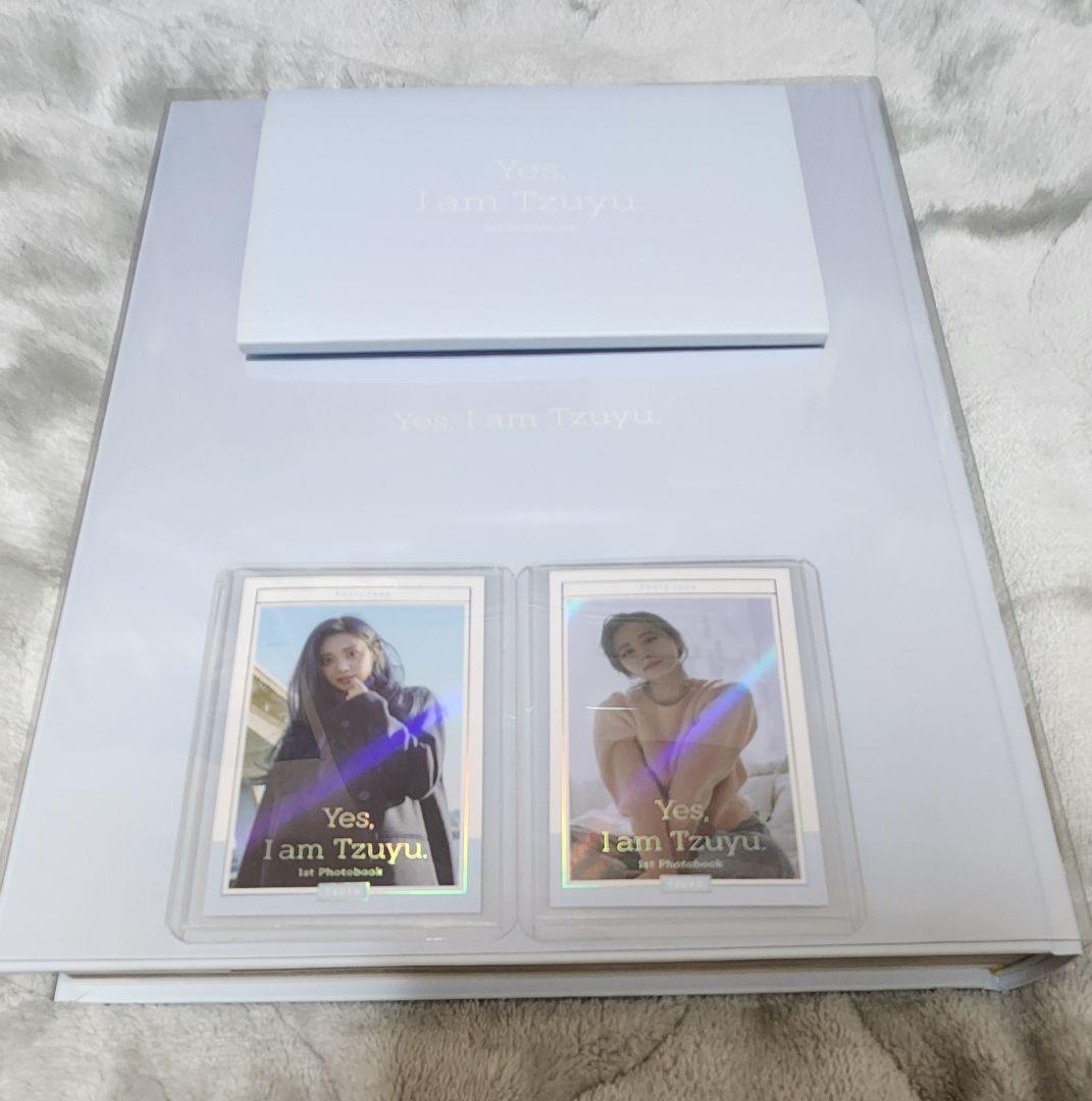 Yes, I am Tzuyu blue ver TWICE ツウィ 写真集 - メルカリ
