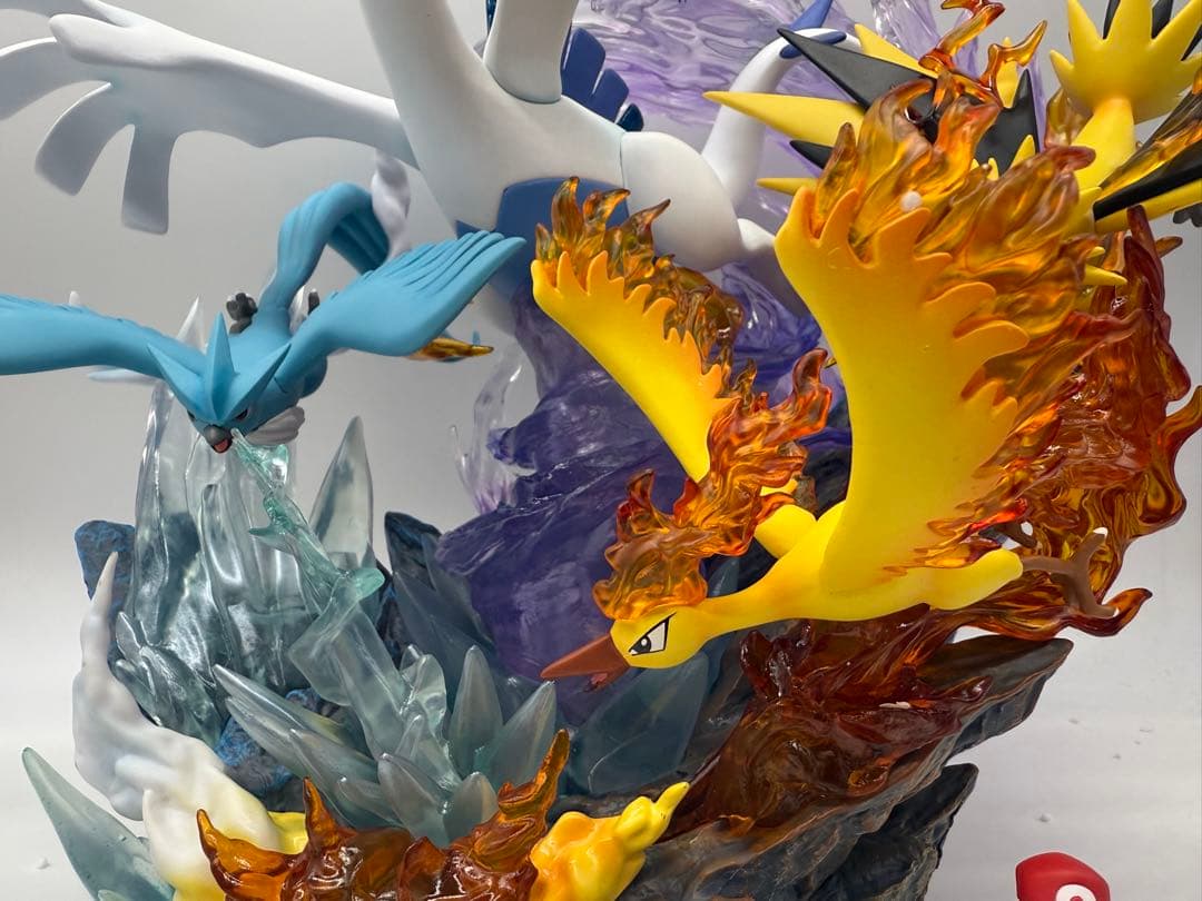 OneMall provides Mercari products: 即発送可能 伝説の鳥ポケモン