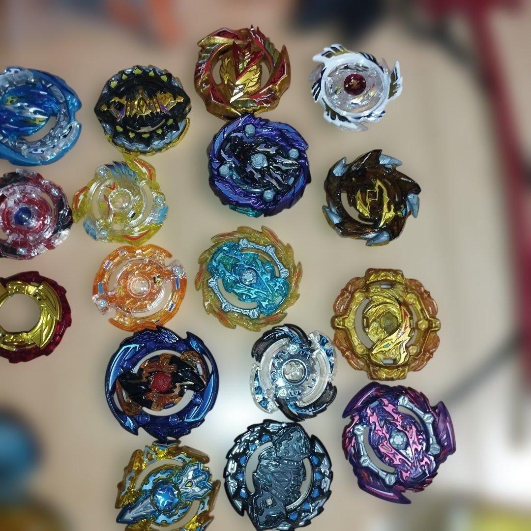 激安　ベイブレードバースト　3.3kg 大量　まとめ売り