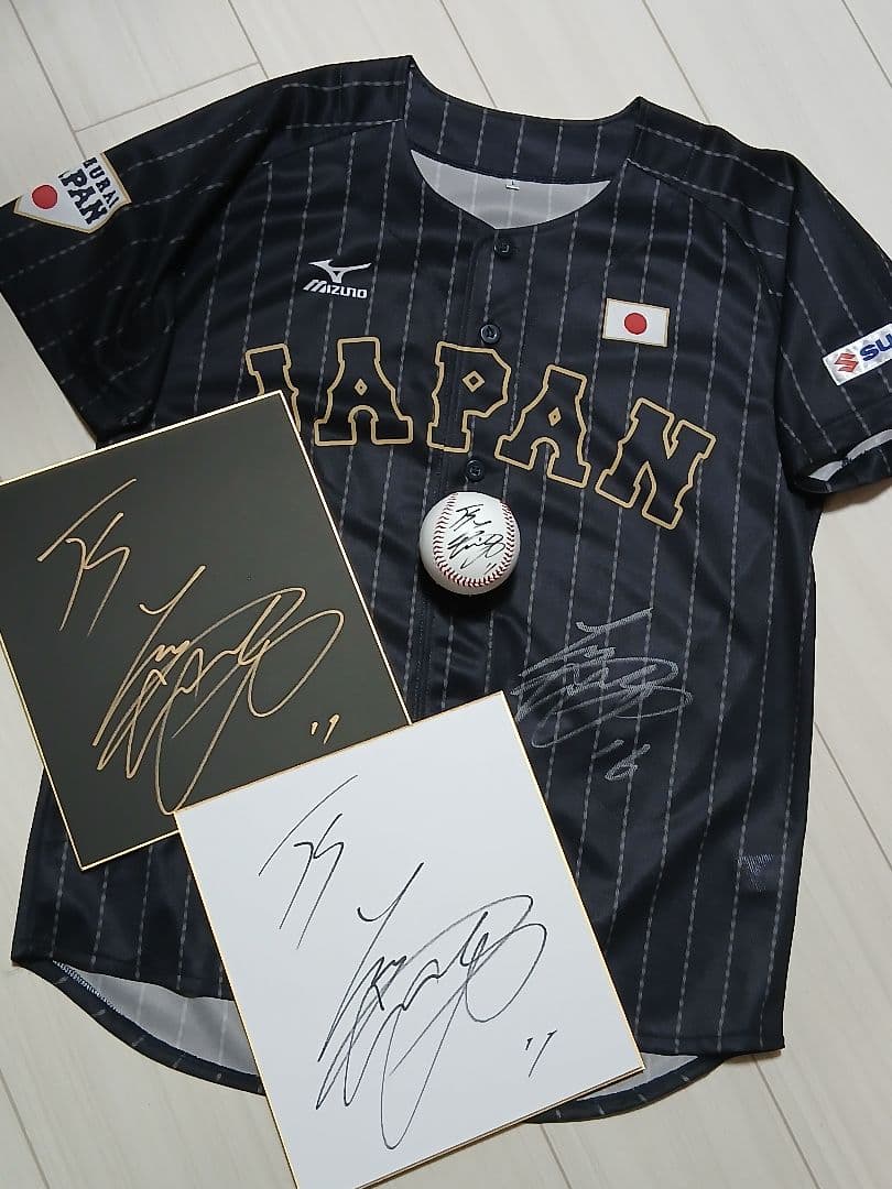 侍JAPAN　WBC 大谷翔平　直筆サインユニフォーム　ボール　色紙　3点セット 大谷翔平 直筆サインユニフォーム ボール 色紙 侍JAPAN 3点セット WBC