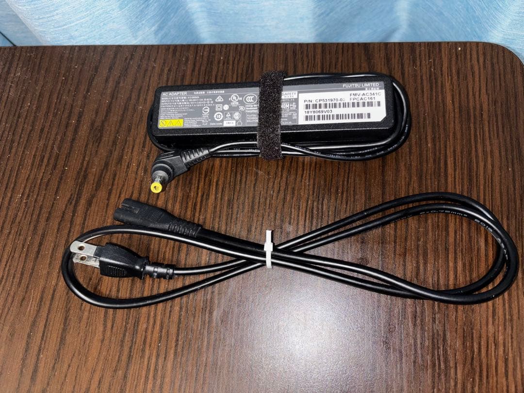 FUJITSU FMVS75DUV ノートPC SSD256GB 4GBメモリ - メルカリ