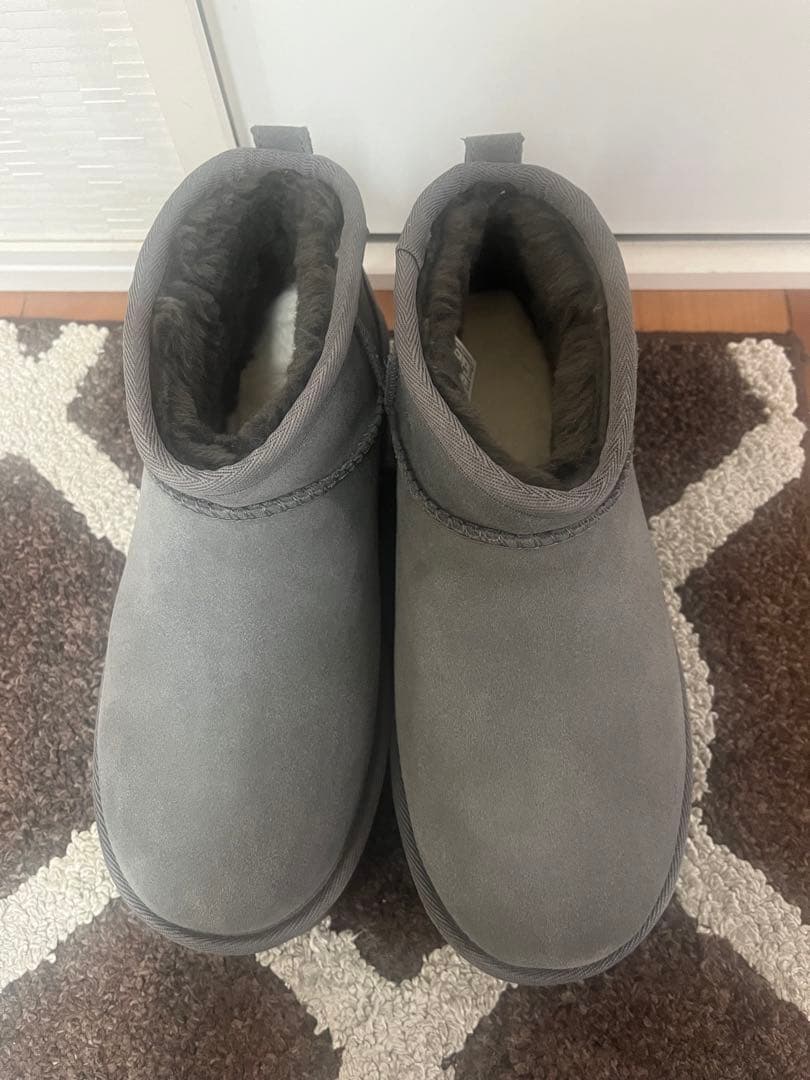 ＜UGG＞クラシック ウルトラミニプラットフォーム ブーツ UGG Australia（アグオーストラリア） ブーツ 「UGG」クラシック