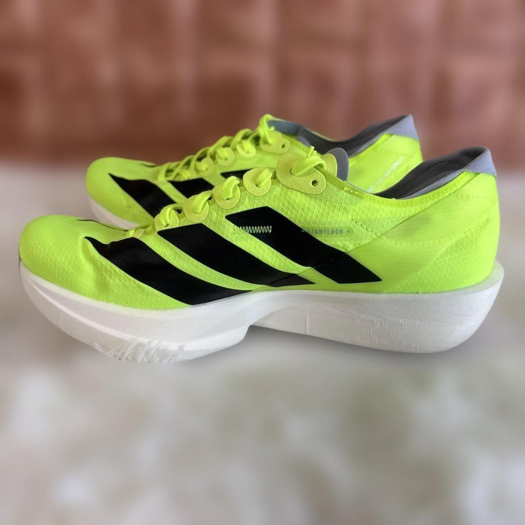 アディダス　アディゼロ タクミセン11 25.5cm