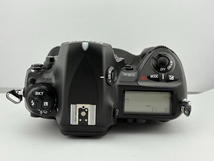 ☆極上美品☆ニコン NIKON D2X ボディ 【ショット数5,410回】 楽天市場