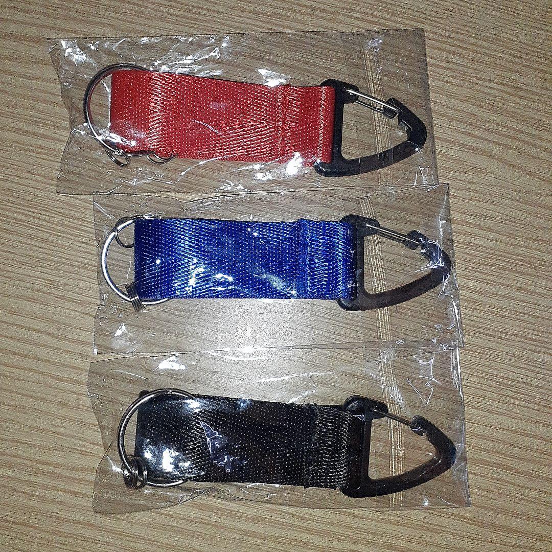 OZROSAURUS NOT LEGEND グッズ カラビナ キーホルダー - メルカリ