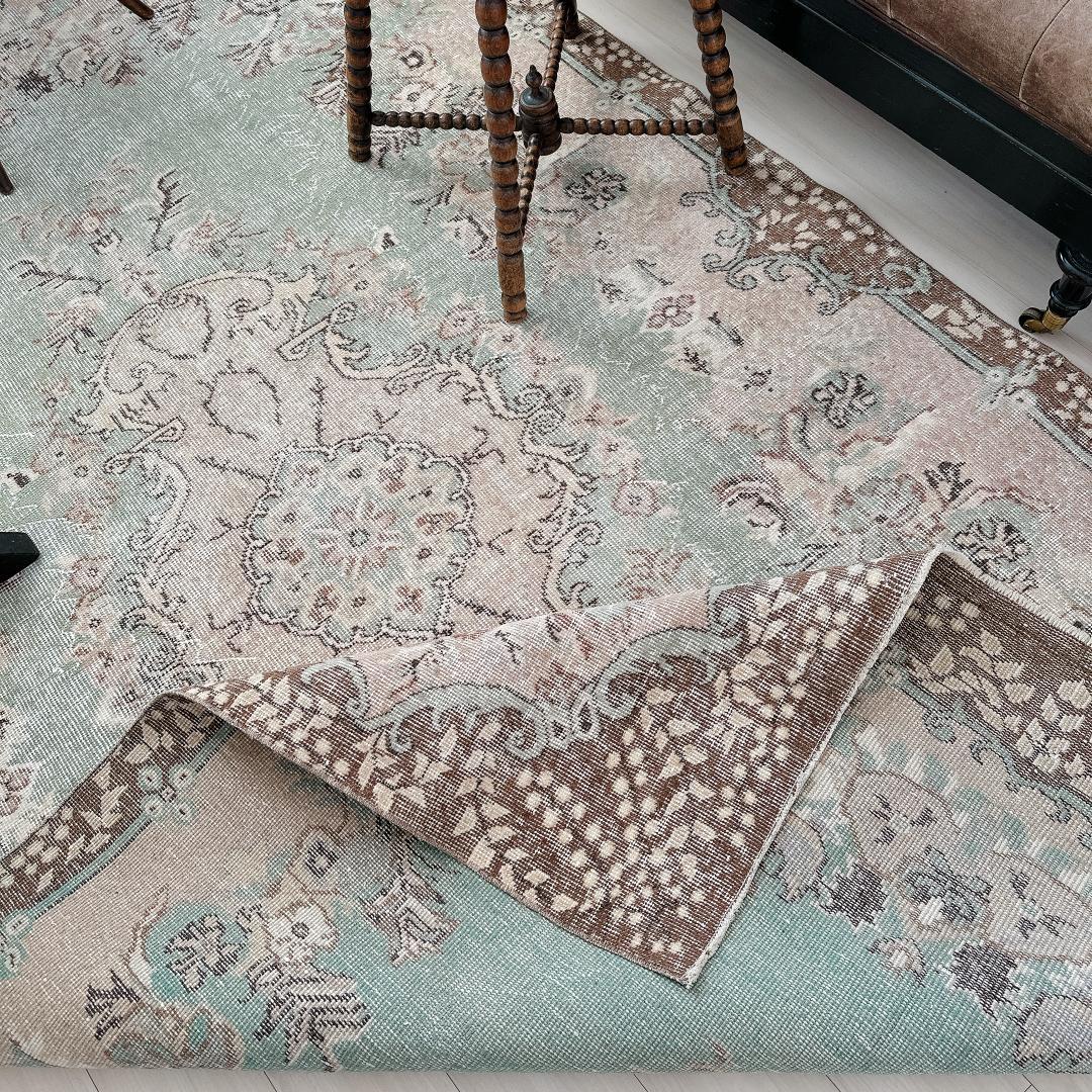 とも様専用 トルコヴィンテージラグ A83 - メルカリ