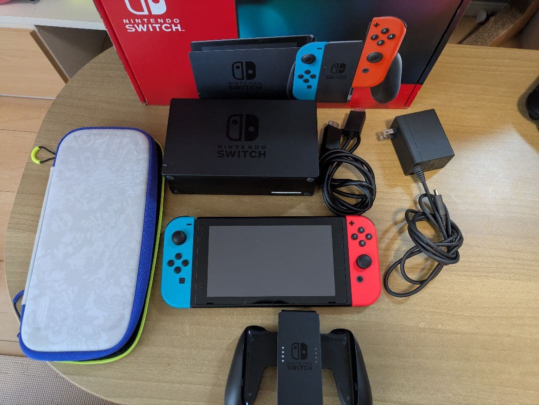 Nintendo Switch 本体　キャリングケース付き Nintendo Switch 2】キャリングケース（画面保護シート付き） | Toys”R