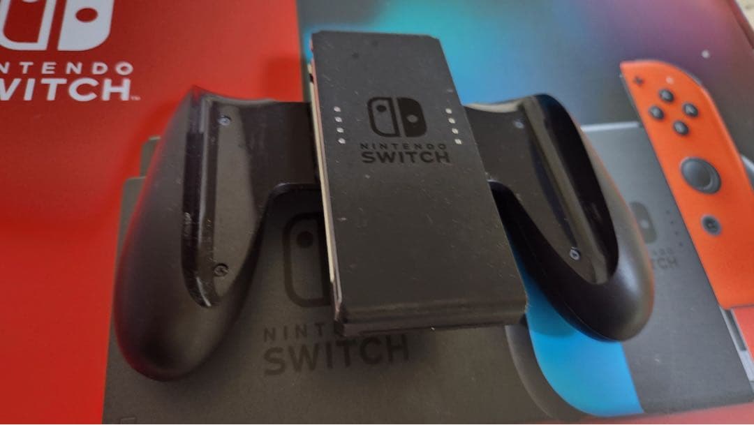 ジャンク】Switch本体/箱&付属品付/出力OK /液晶&Joy-Con不良 - メルカリ