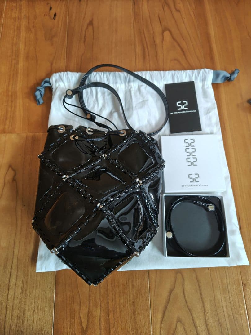 52 by HIKARUMATSUMURA アスタリスクミディアム