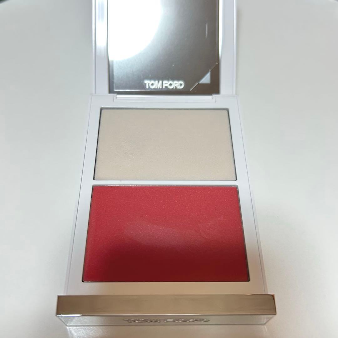 TOM FORD ソレイユネージュブラッシュハイライトデュオ 01S - メルカリ