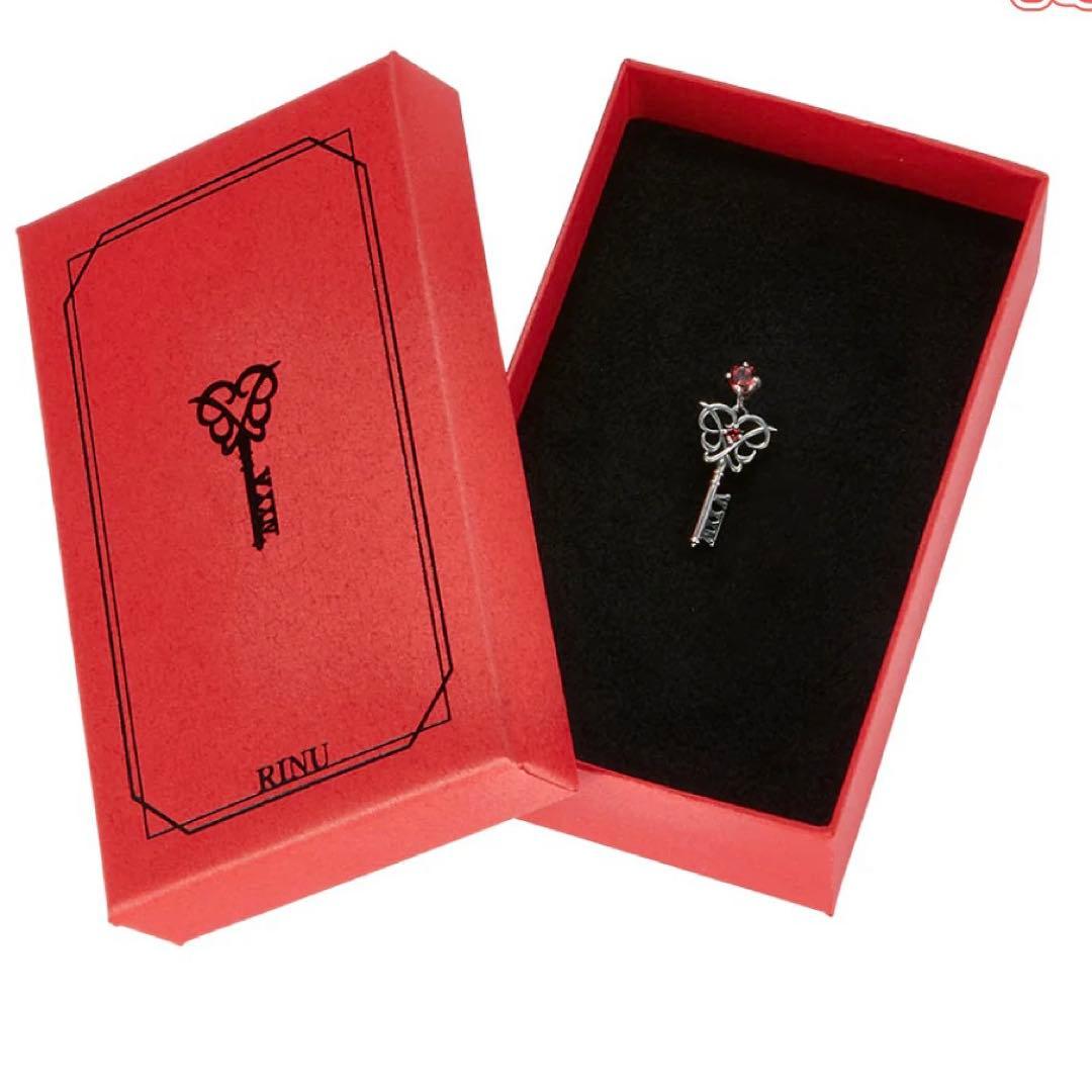 すとぷり 莉犬 2025 BIRTHDAY Secret Heart ピアス - メルカリ