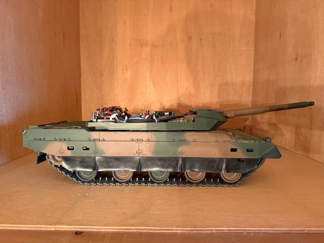 O-1979】タミヤ 陸上自衛隊 10式戦車 ラジコン ジャンク 1/16