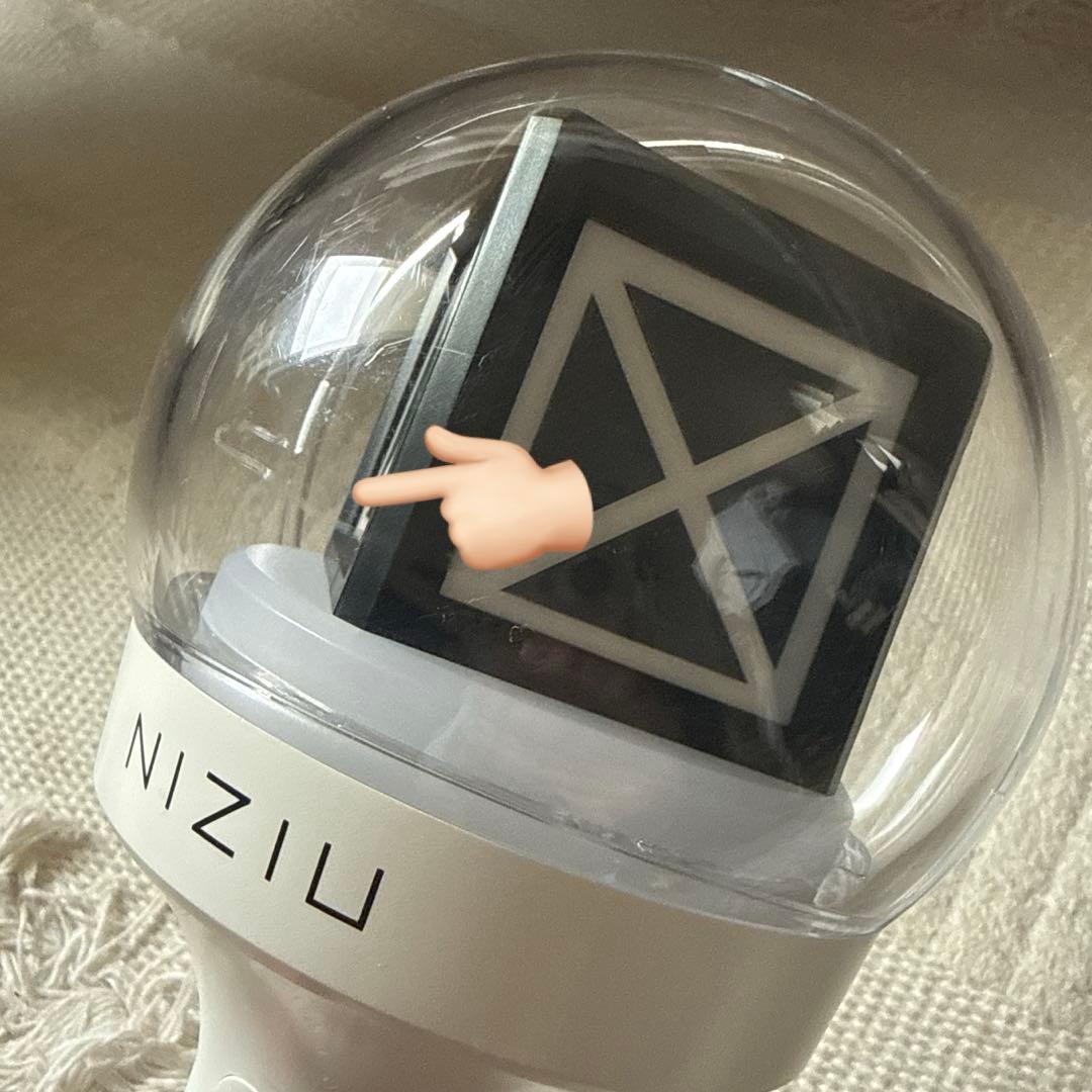 NiziU ペンライト - メルカリ