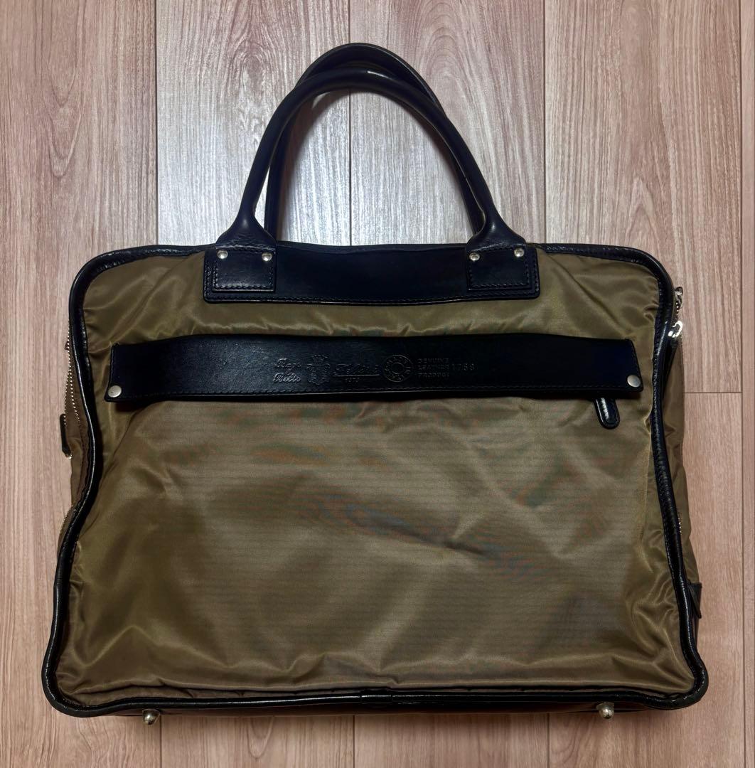 2室ビジネスバッグ カーキ INDEED / インディード ベジタブルタンニン鞣し牛革 オリーブ・カーキ