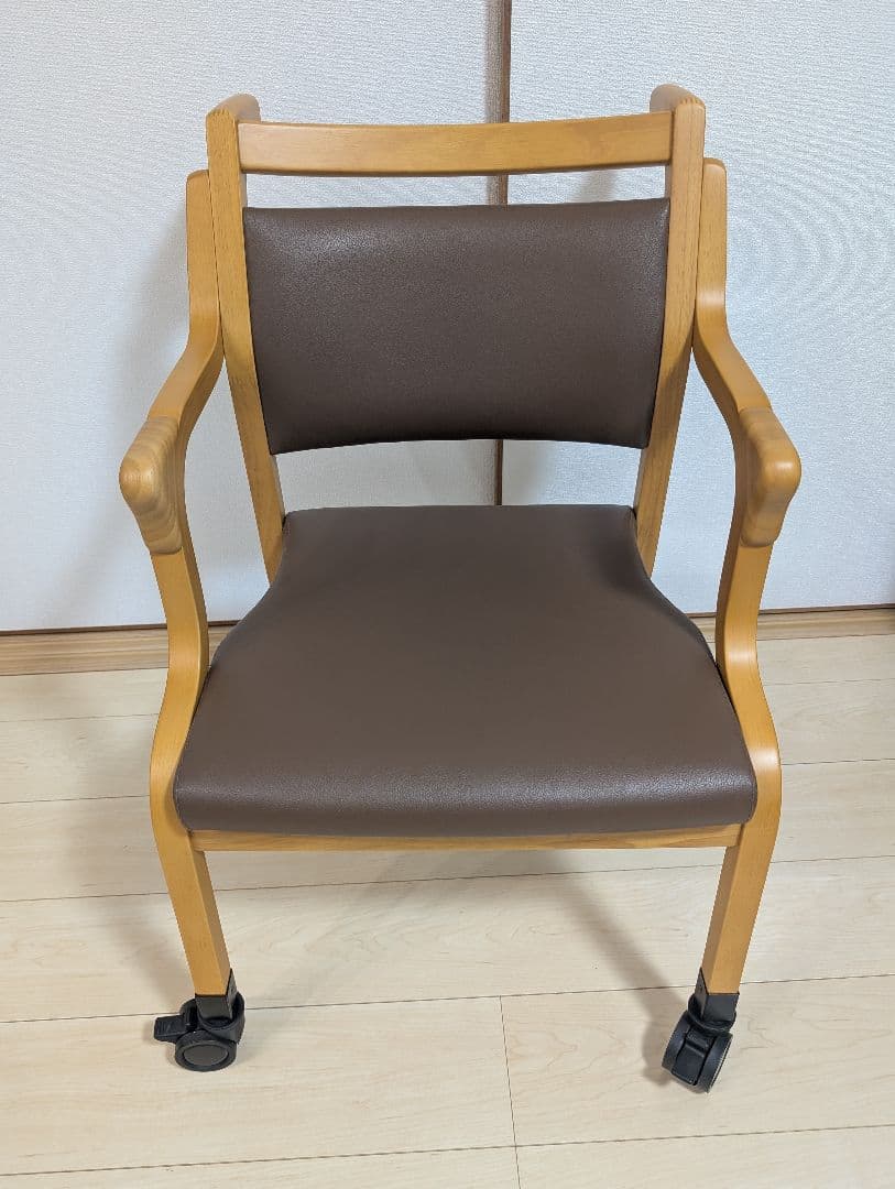 美品 貞苅椅子製作所 介護チェア Care-118-AC キャスター付 - メルカリ