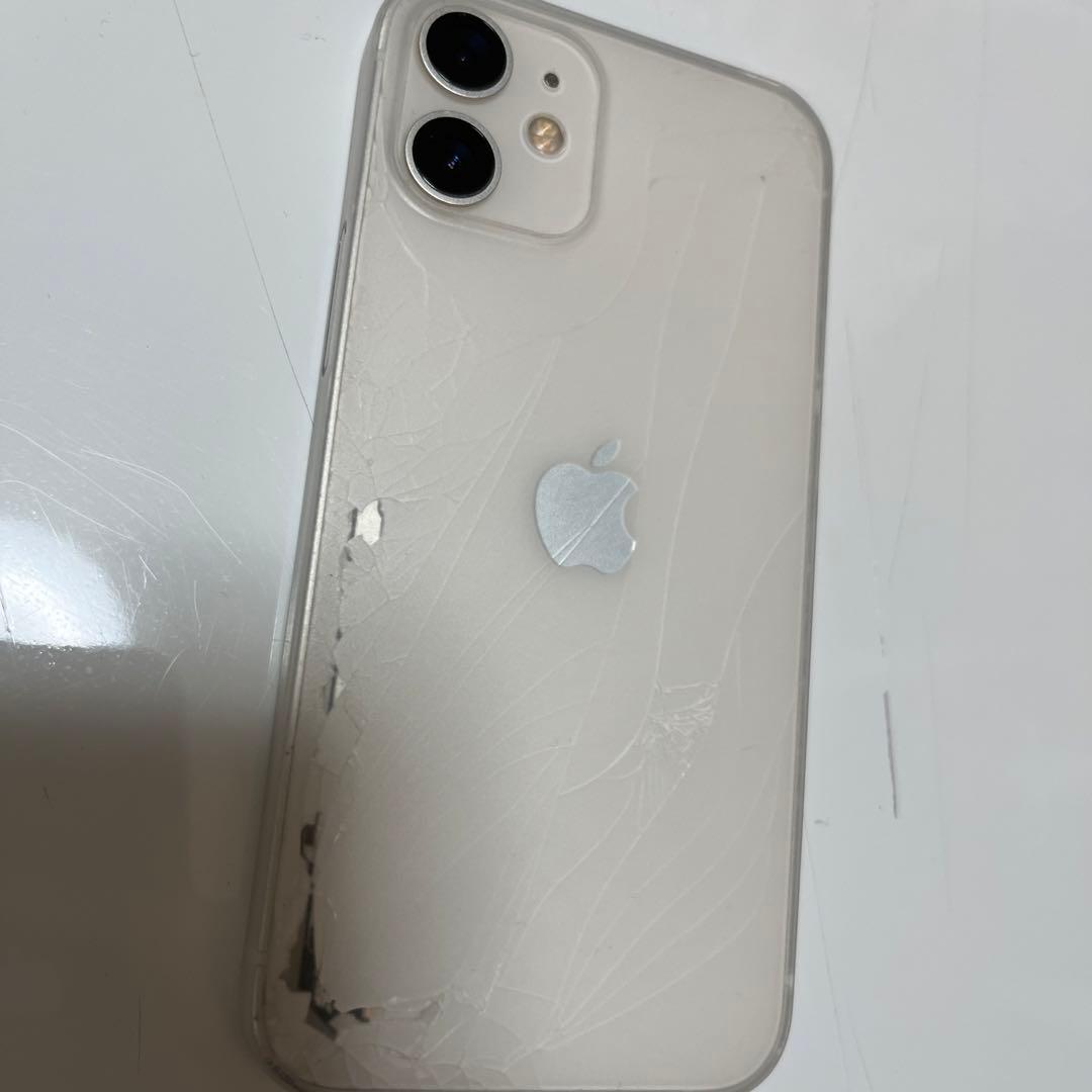 背面ガラス割れ】iPhone 12 mini ホワイト 64GB SIMフリー - メルカリ