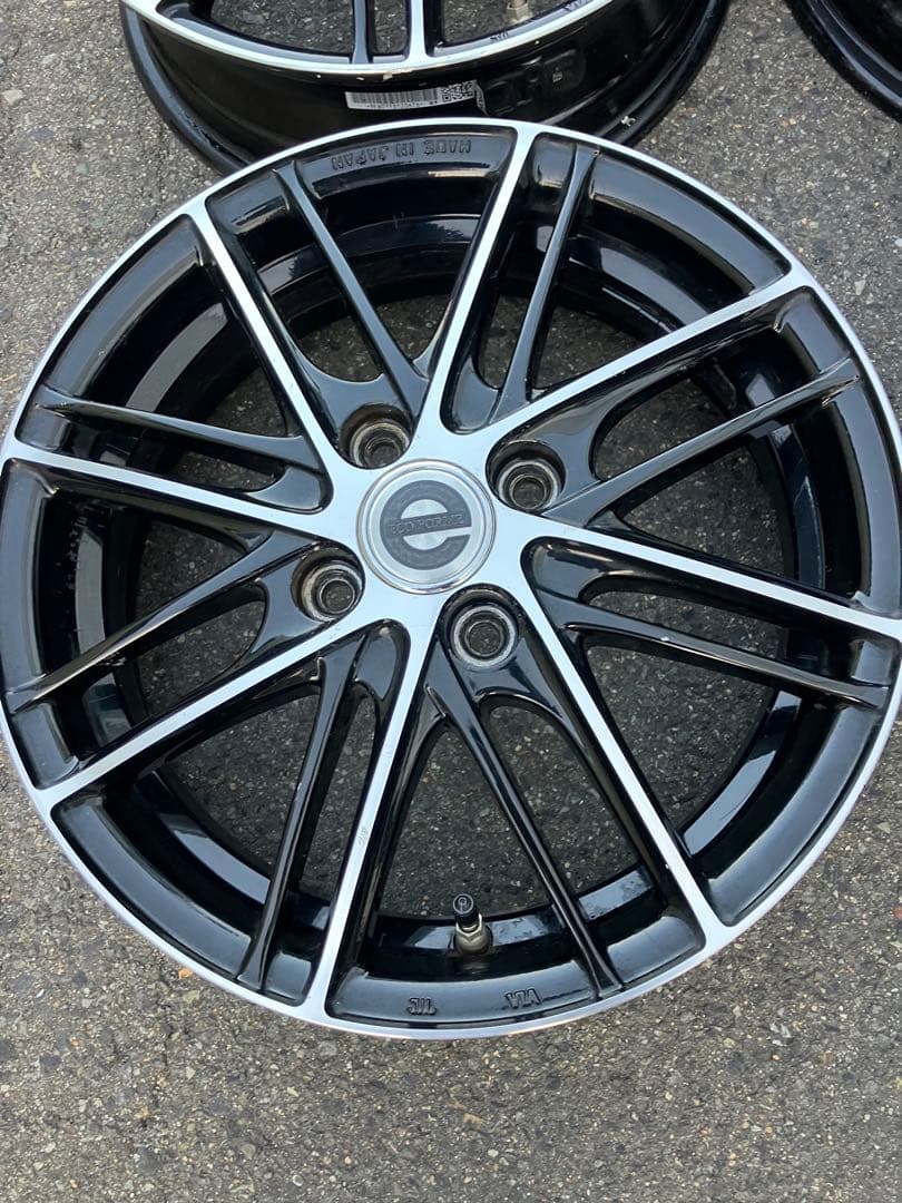 ECOFORME(日本製)4.5J ＋45 4H PCD100 15インチ　軽四