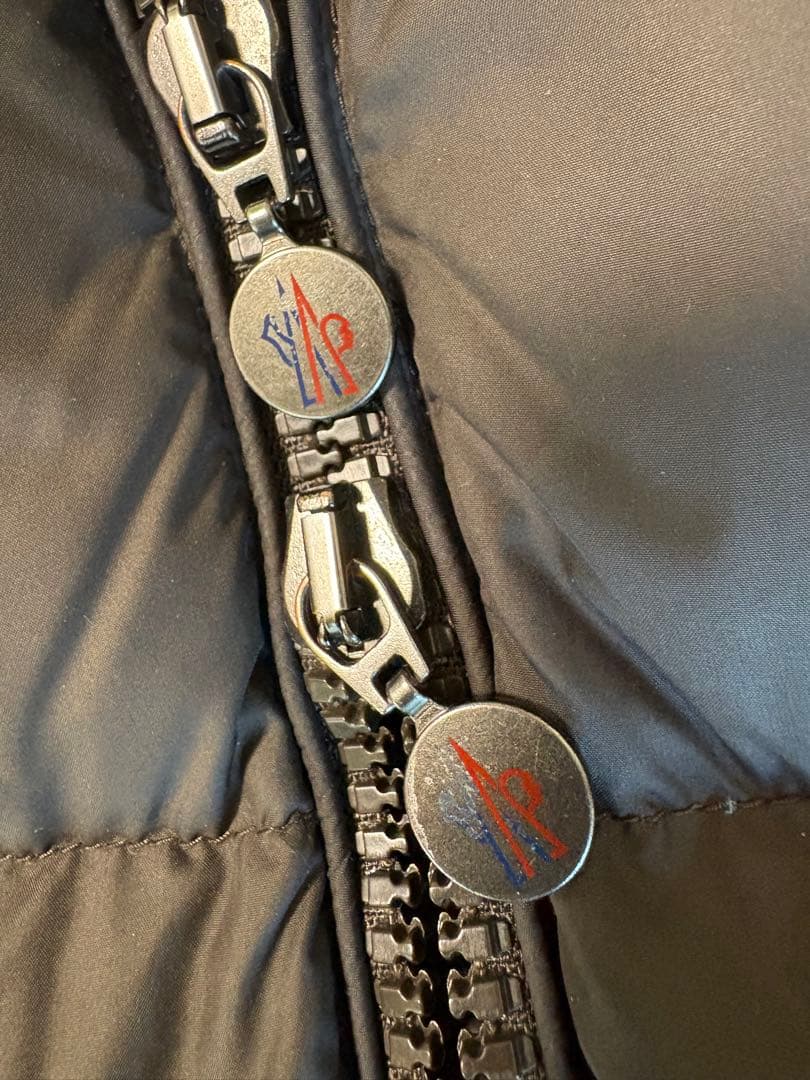 今だけ値下げ！モンクレール！今日、購入で明日発送！シャバリエ size