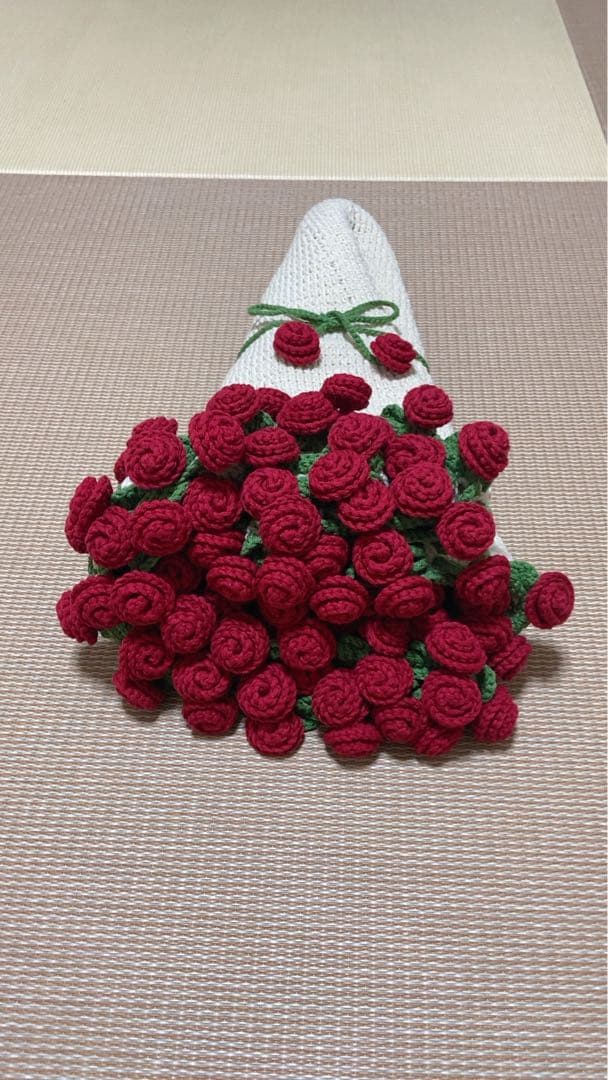 バラの花束ブランケット，直径1.03メートル75 本のバラの花。ストール