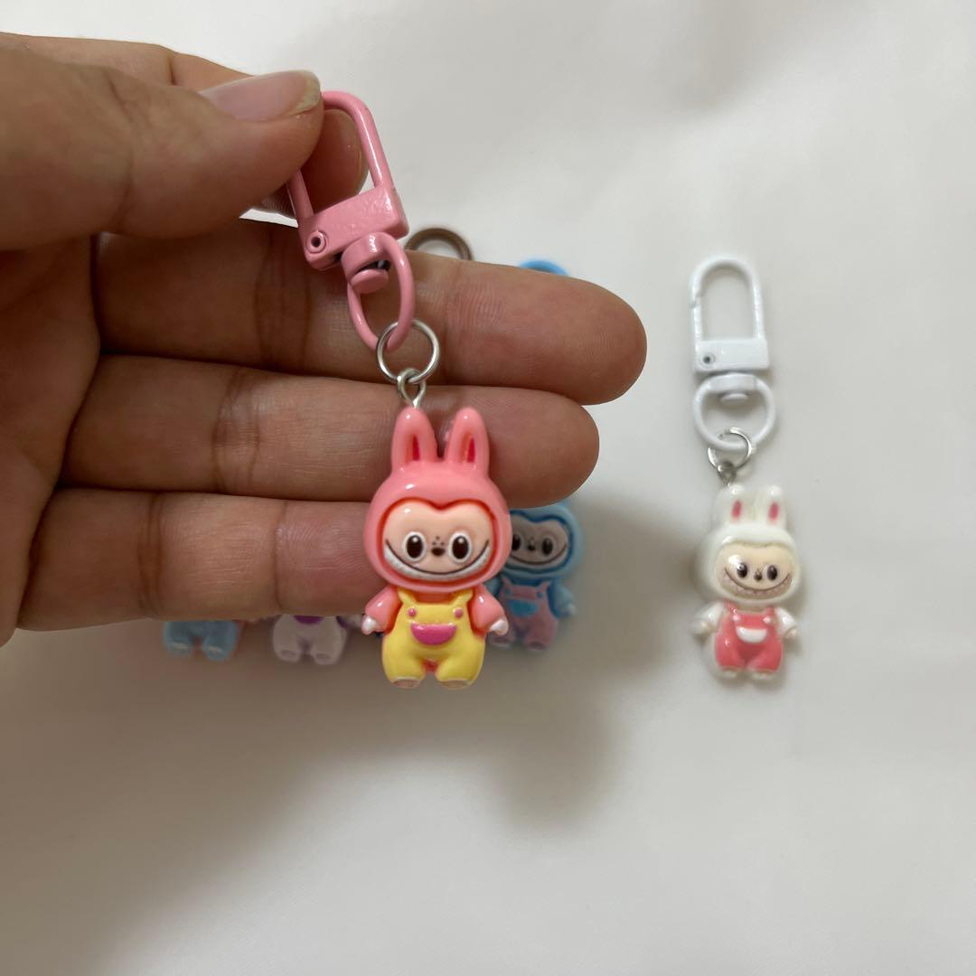 Labubu(ラブブ)ぬいぐるみストラップ キーホルダー 6個セット - メルカリ