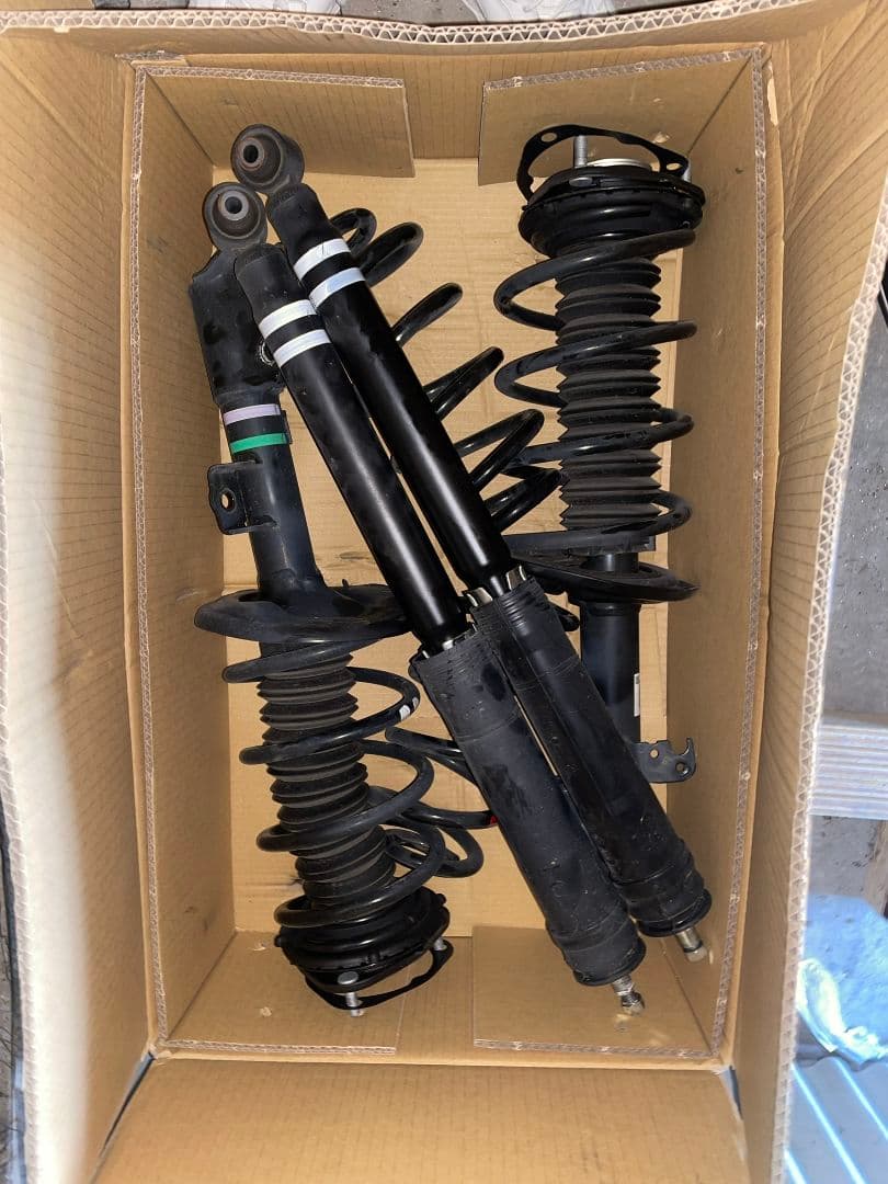 80ヴォクシー 純正サスペンション 美品 2026年最新】Yahoo!オークション -voxy 80 純正 サスペンションの中古