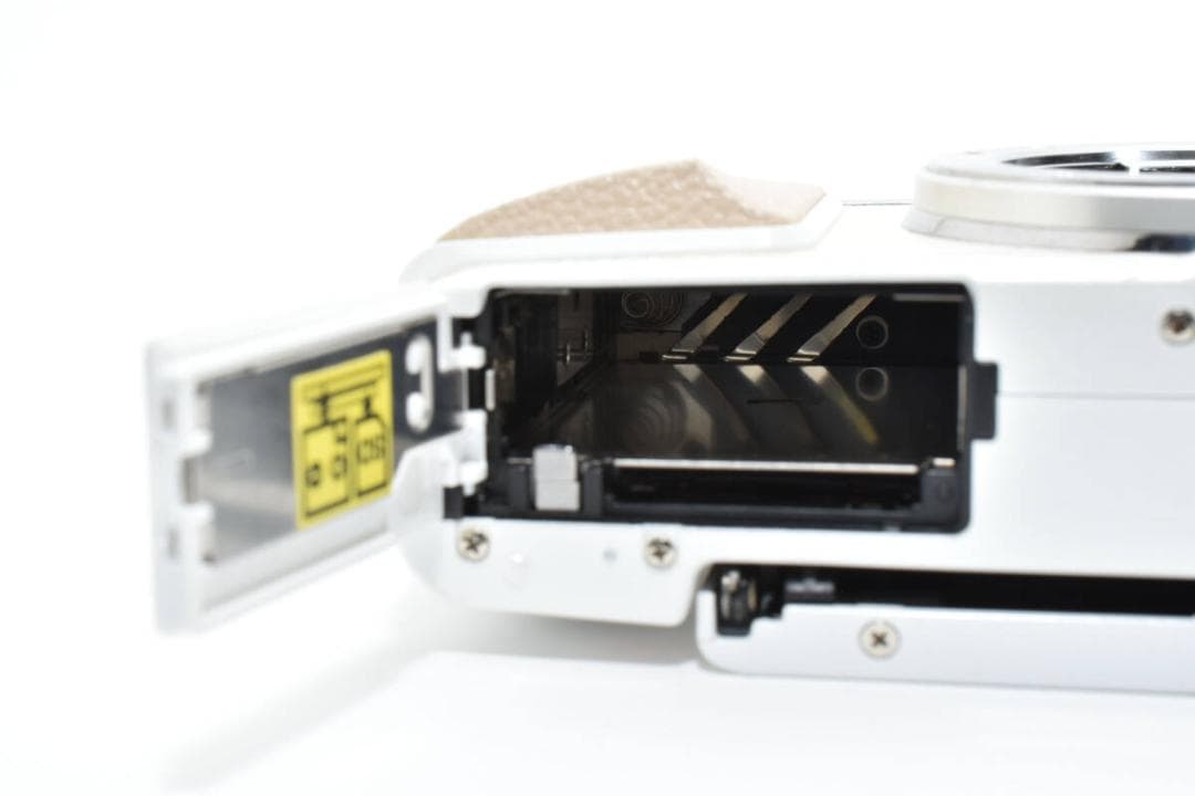 美品/充電器付き！】OLYMPUS PEN Lite E-PL7 #107