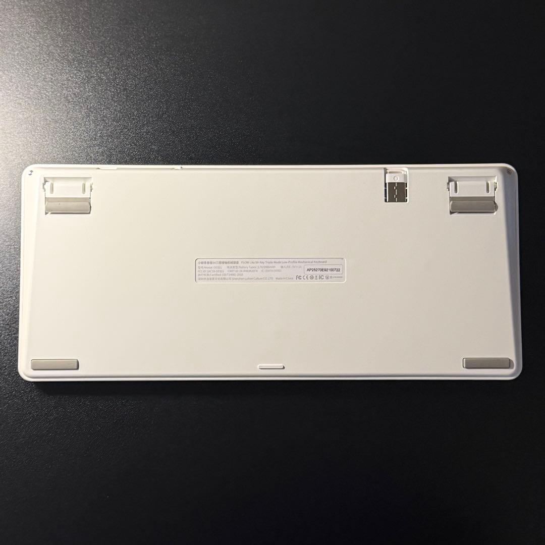 LOFREE flow lite 84 ホワイト US配列 - メルカリ