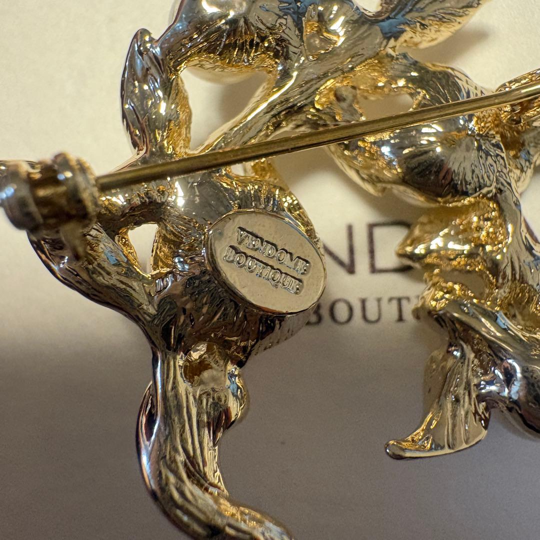 ヴァンドームブティック パール ラインストーン リーフ ブローチ