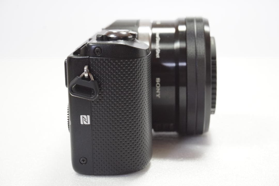 ショット219回 ☆極美品☆ SONY a5000 デジカメ ブラック - メルカリ
