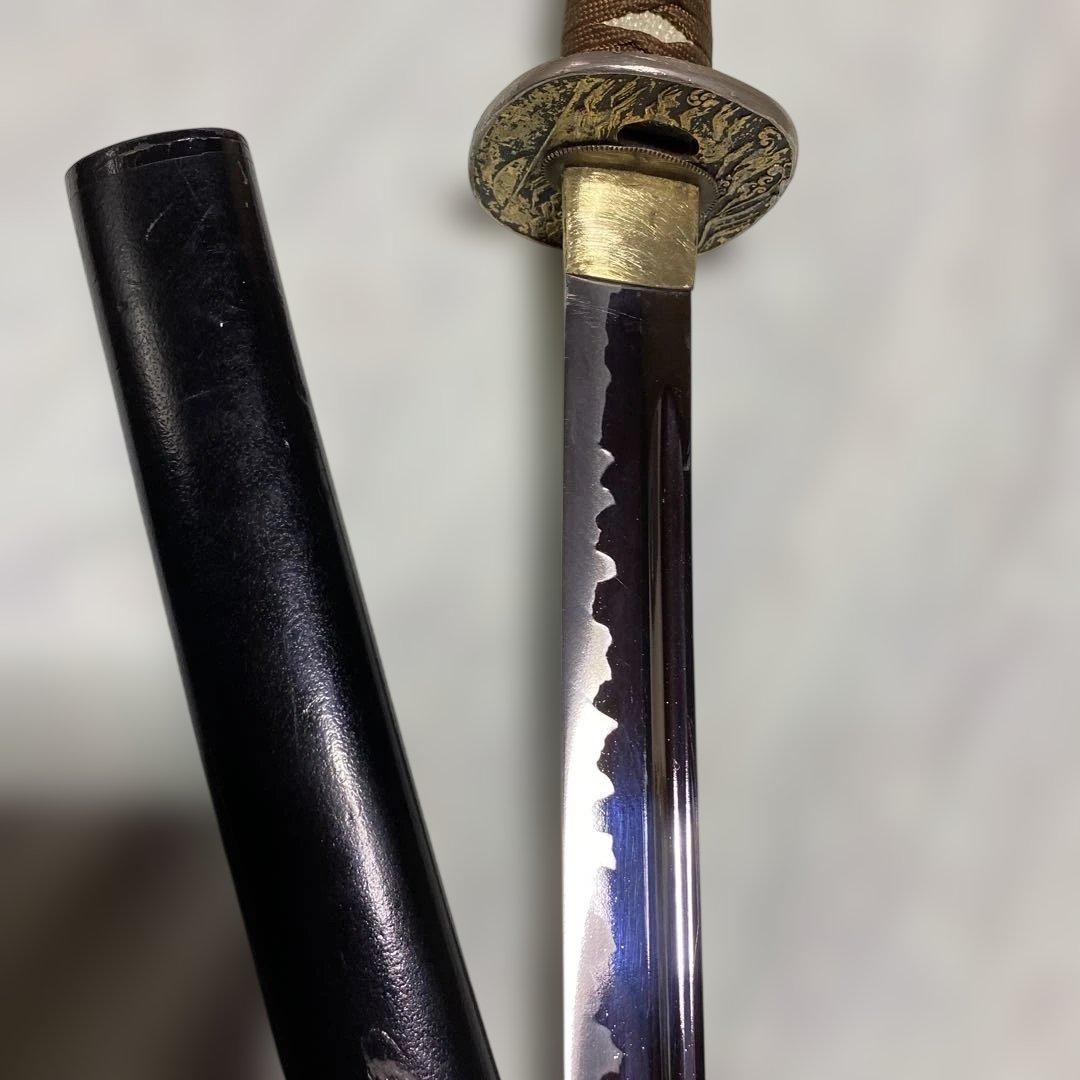 模造刀(居合刀)下緒無し 茶柄 鶴と波絵角丸鍔 - メルカリ