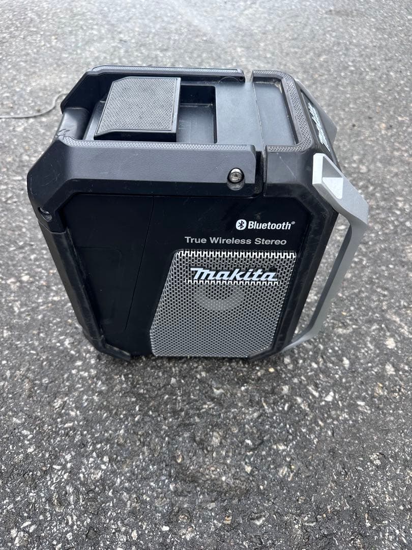 ジャンクMakita MR113 Bluetoothラジオ - メルカリ