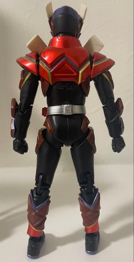 S.H.Figuarts 仮面ライダーヴァレン