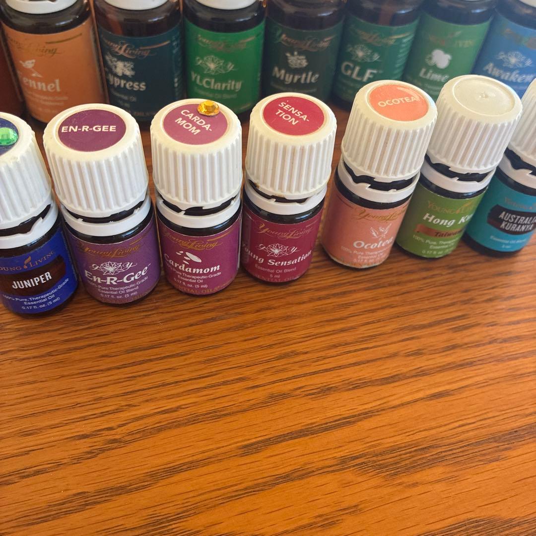 Young Living エッセンシャルオイル 17本 - メルカリ