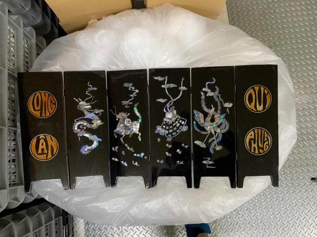 飾り屏風 四尺二曲金屏風 ウルトラセブン松竹梅（縁あり） - 【公式】大湊文吉