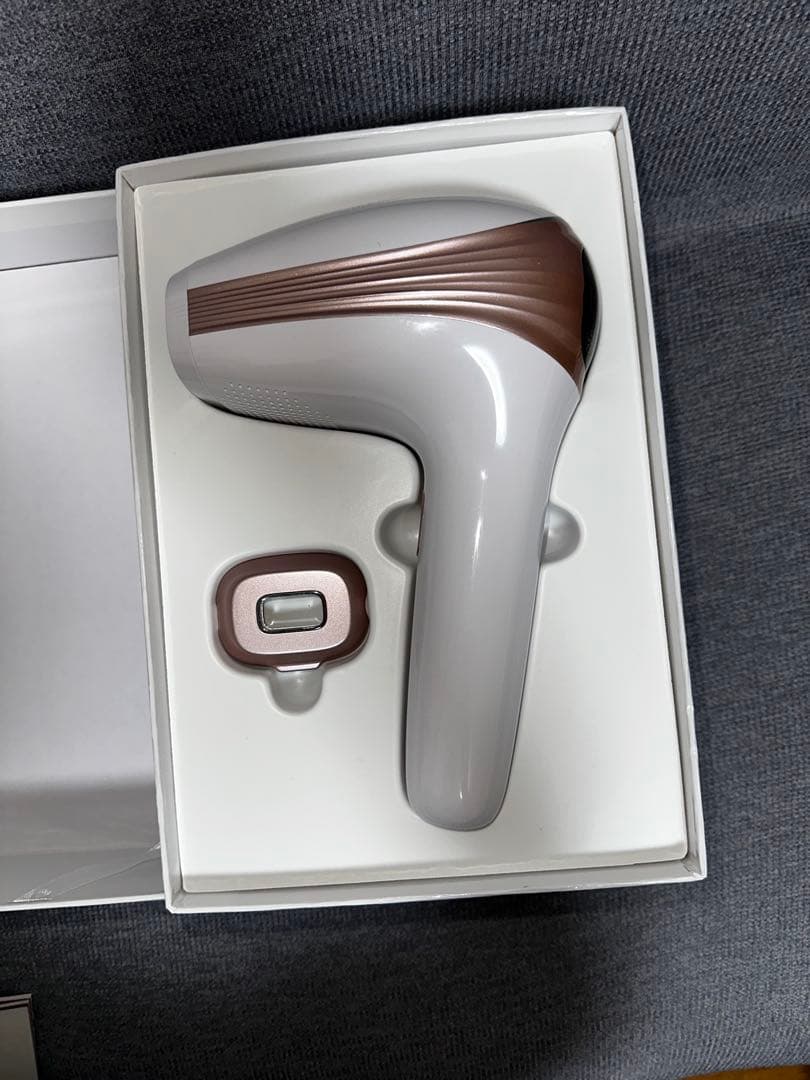 BOSIDIN 脱毛器 ホワイトゴールド D-1152 - メルカリ