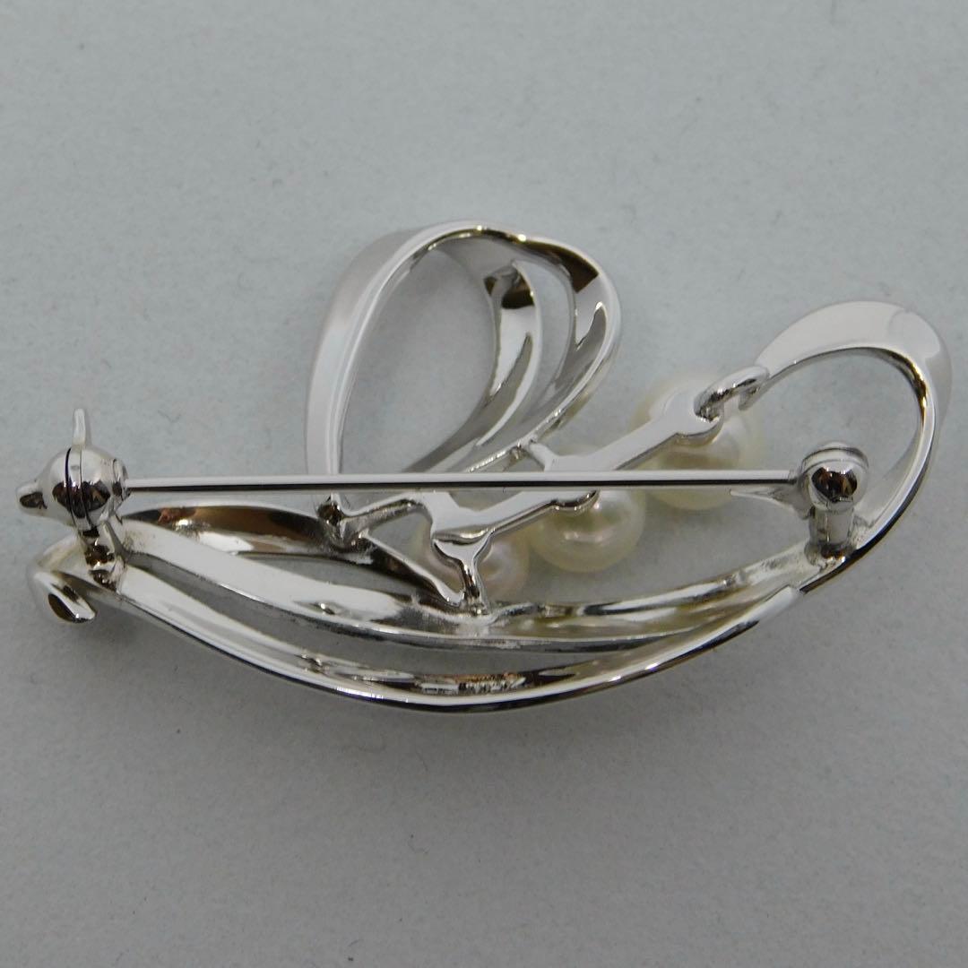 美品 ミキモト ブローチ パール 3粒 皇室御用達 コサージュ シルバー