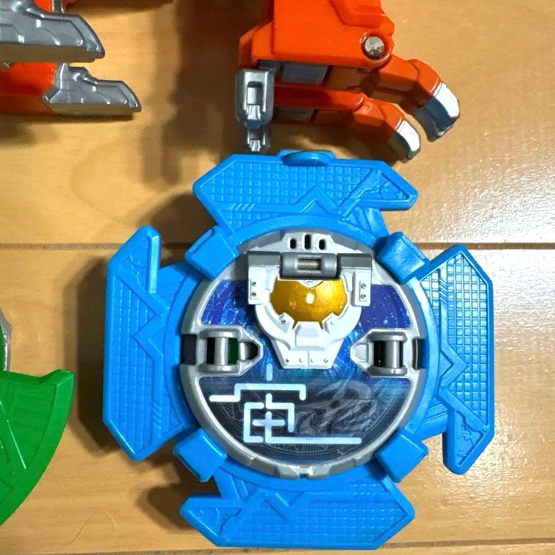 手裏剣戦隊ニンニンジャー オトモ忍 まとめ売り - メルカリ