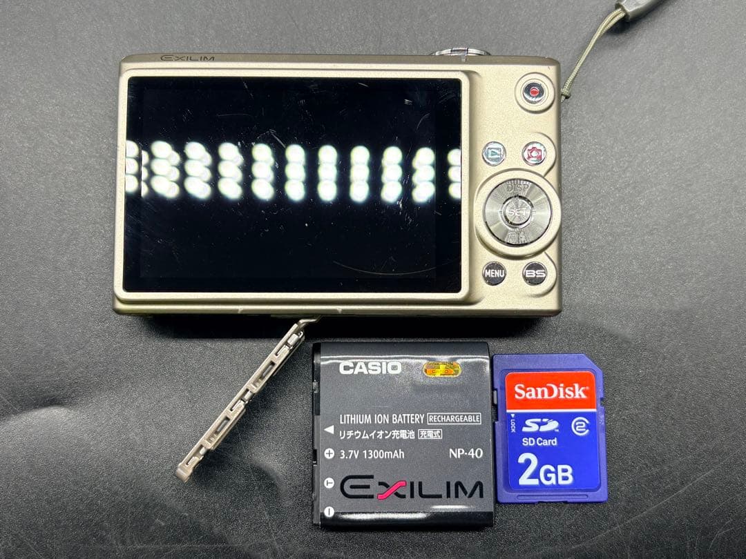 CASIO EX-Z200 EXILIM コンパクトデジタルカメラ　-568-