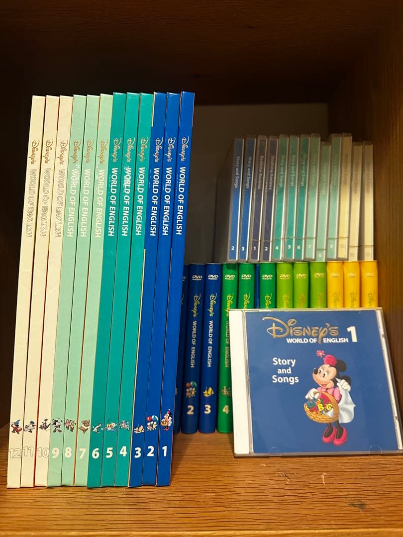 Disney's World of English 1-12巻 + CD Disney's World of English 全12巻 + ガイド - メルカリ