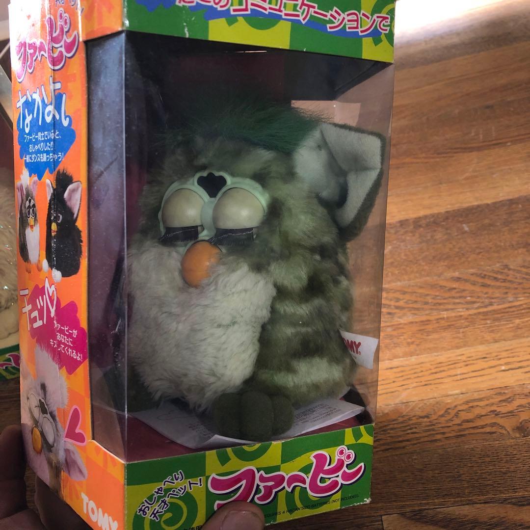 TOMY Furby 緑色 ぬいぐるみ 取扱説明書付き Furby Babies/ファービーベイビーズ・TOMY/トミー(タイガー