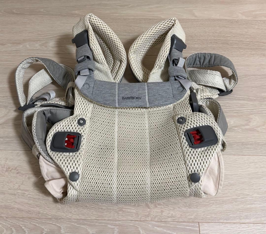 ベビービョルン ヘビーキャリア ハーモニー 抱っこ紐 ベージュ メッシュ BABYBJORN（ベビービョルン） ベビーキャリア ハーモニー 抱っこ紐