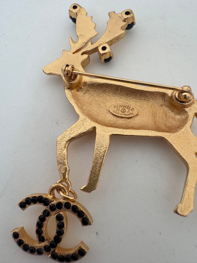 CHANEL ヴィンテージ ブローチ（トナカイ×ココマーク