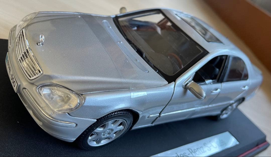 絶版新品　メルセデス-ベンツ/1/18 S-Cクラス　シルバー