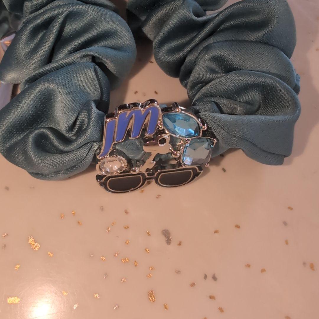 名探偵コナン USJ ヘアゴム 松田陣平 シュシュ ユニバ - メルカリ