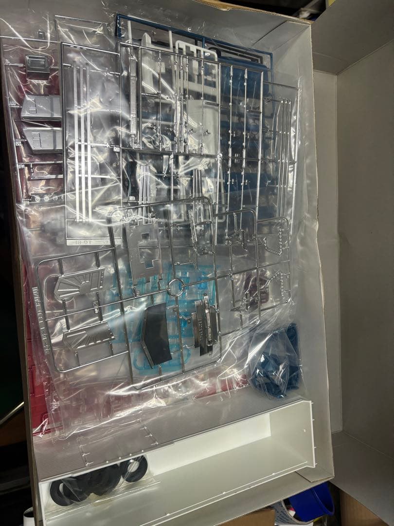 宝飾丸いすゞ810プラモデル - メルカリ