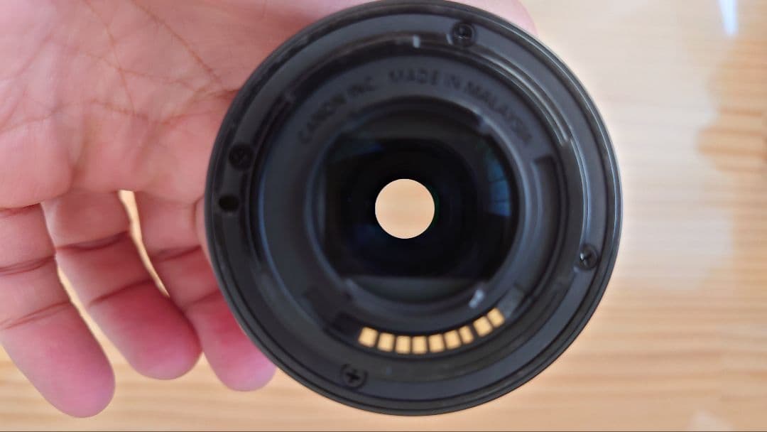 CANON キャノン EF-M 18-150mm F3.5-6.3 IS STM