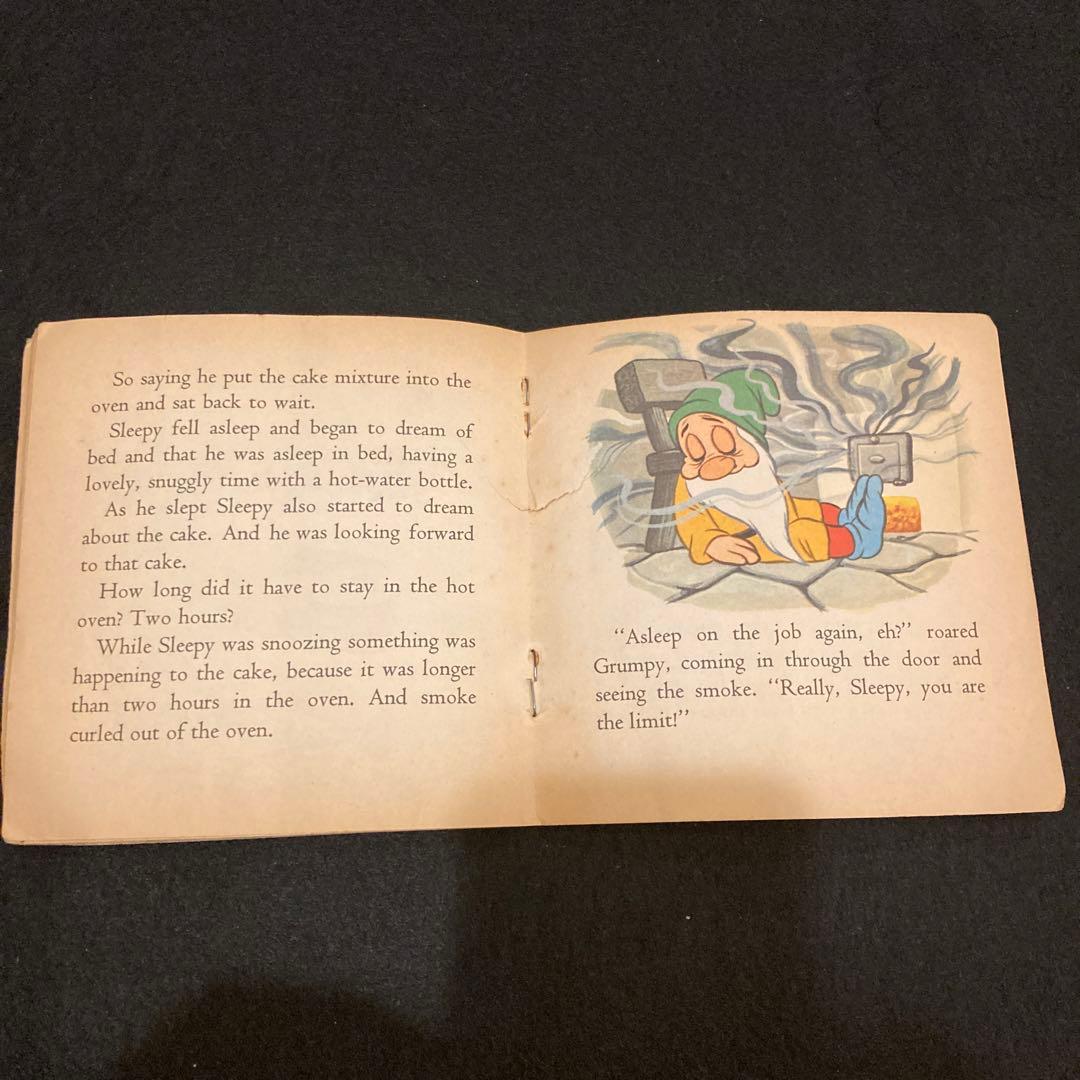 白雪姫のいない7人のこびと 英語 英国製 1970出版 ビンテージ 古本