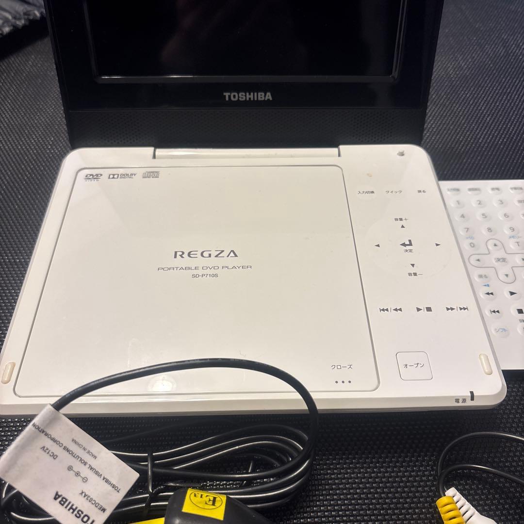 ジャンク】東芝 REGZA ポータブルDVDプレーヤー SD-P710SW - メルカリ