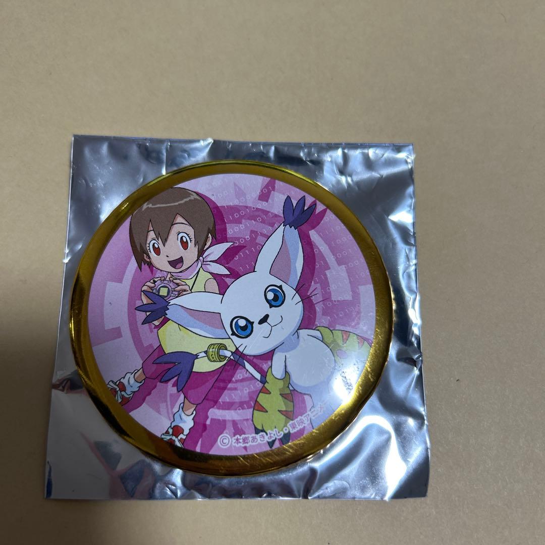 デジモンアドベンチャー ヒカリ テイルモン缶バッジ - メルカリ