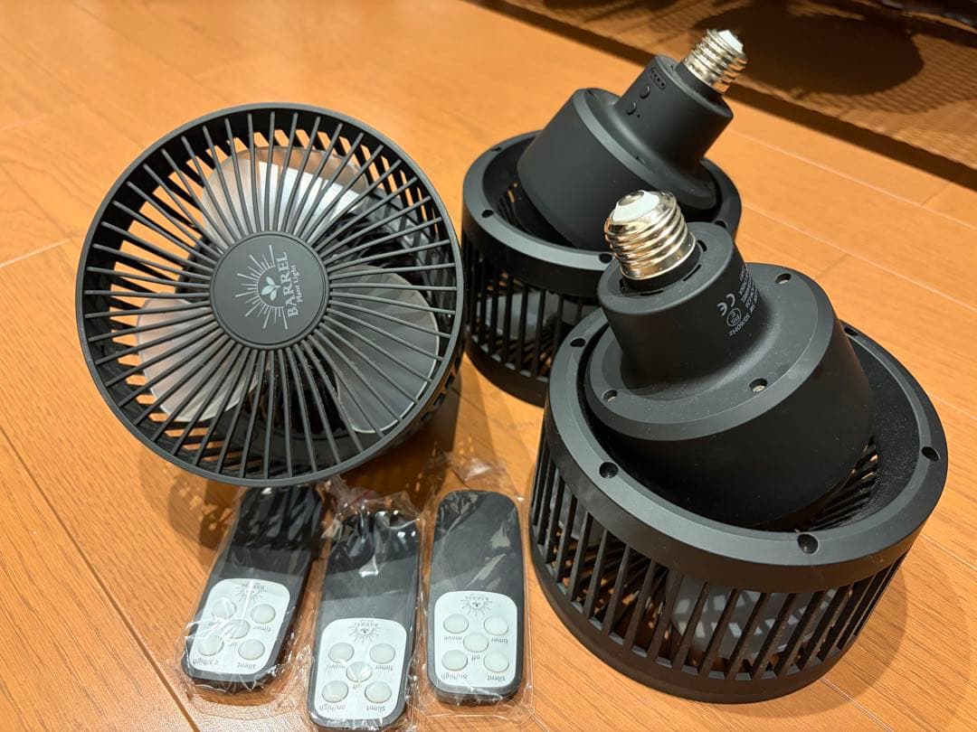 S*Y様 BARREL(バレル) エクメア ムーブ 口金E26 サーキュレーター S*Y様 BARREL(バレル) エクメア ムーブ 口金E26 サーキュレーター 植物